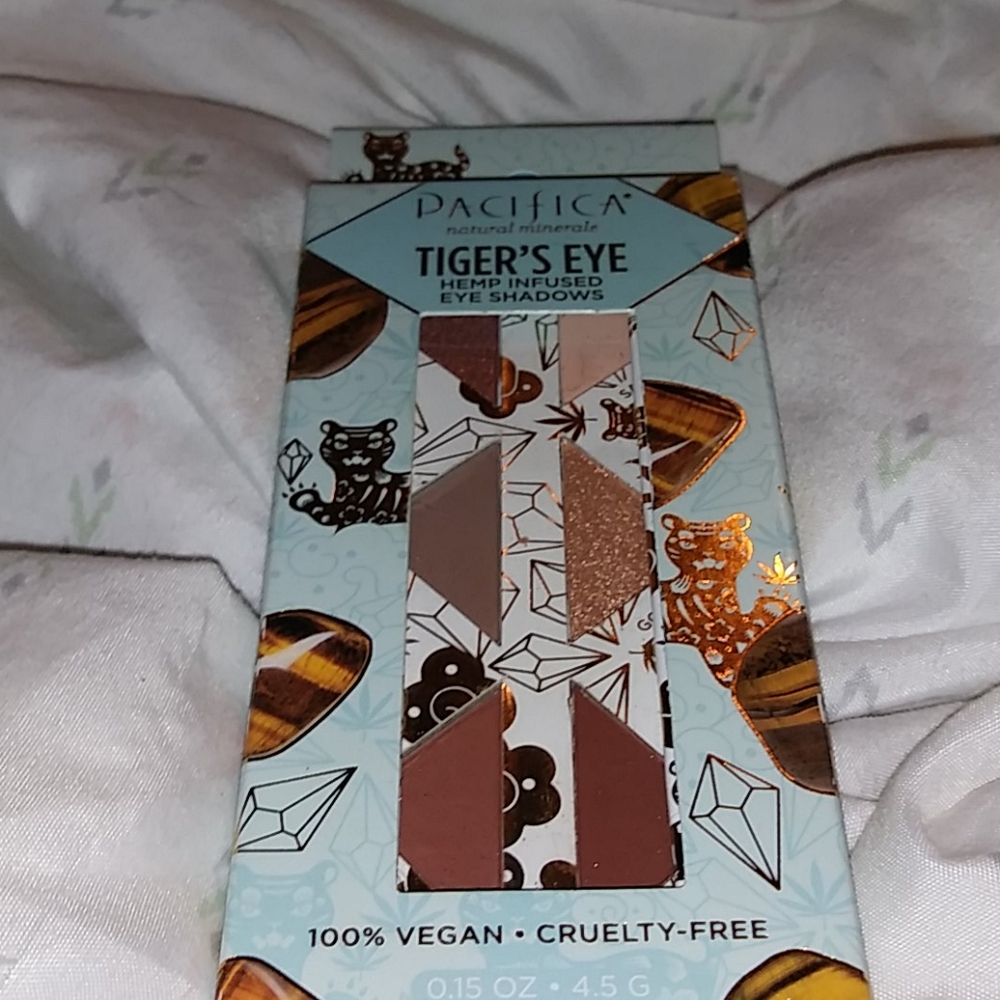 Pacifica Tigers Eye Hemp Infused Eyeshadows
